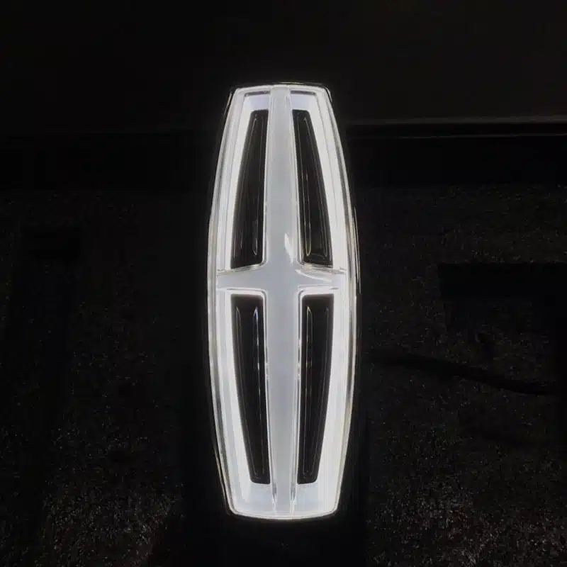 Lincoln Aviator light up emblem — dynamic LED effect, night illumination