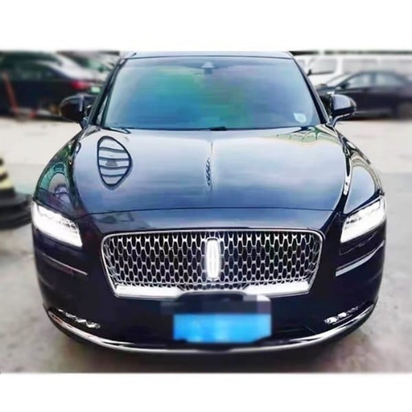Lincoln Continental light up emblem 2017–2020 — white LED, front view