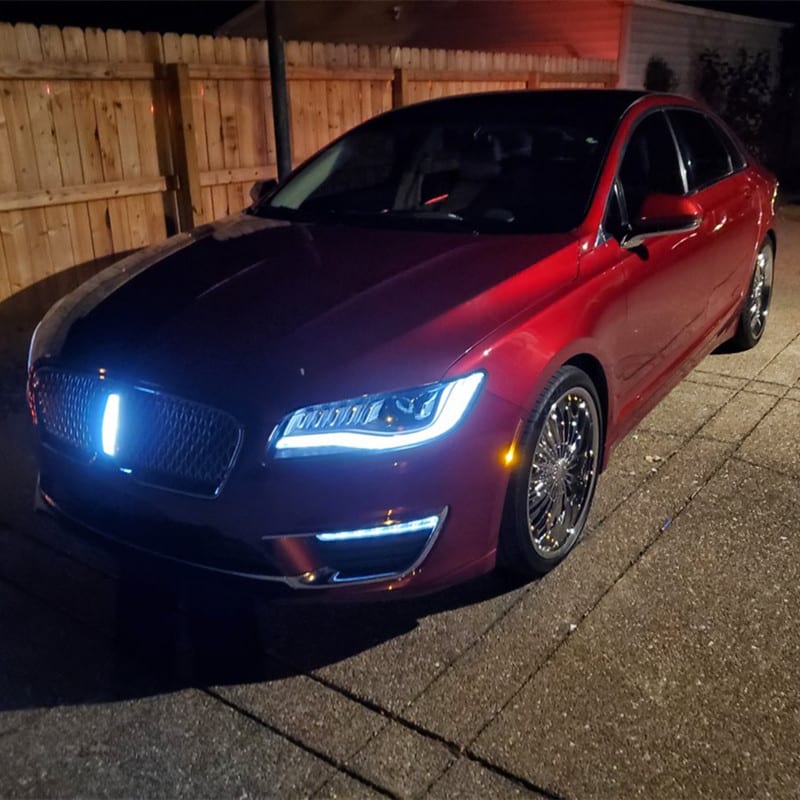 Lincoln MKZ light up emblem-Night View