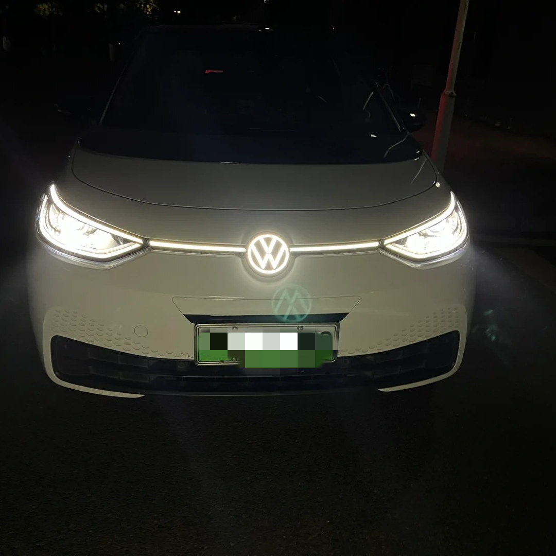 VW Polo Light up Emblem