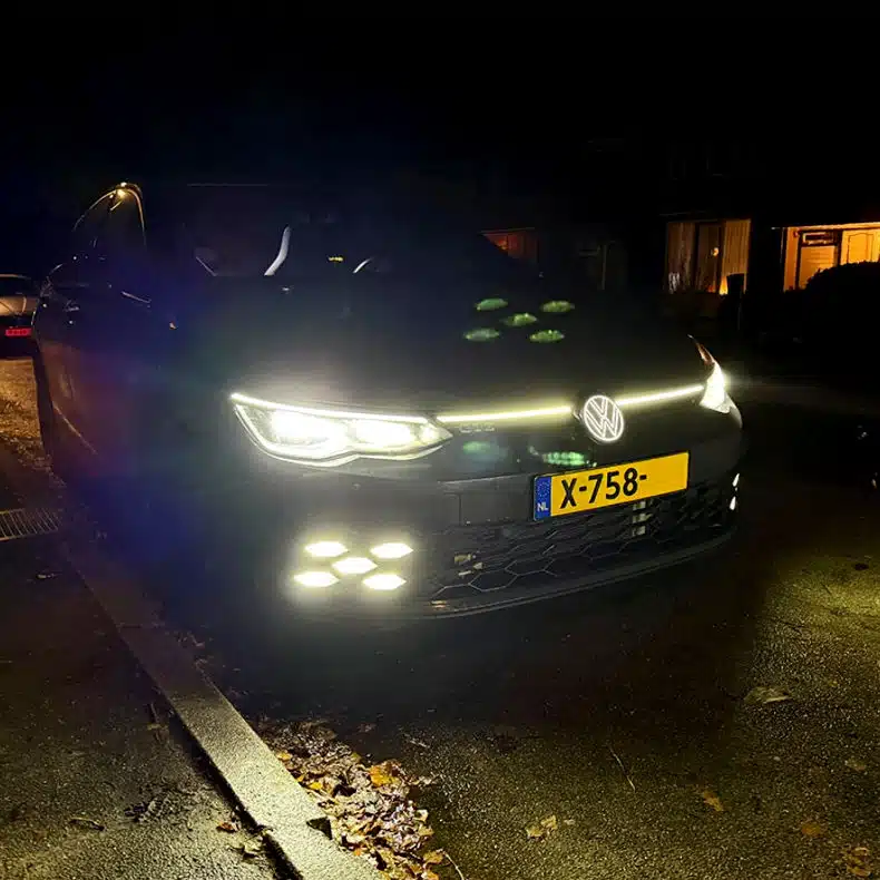 VW Golf MK7 Light up Emblem