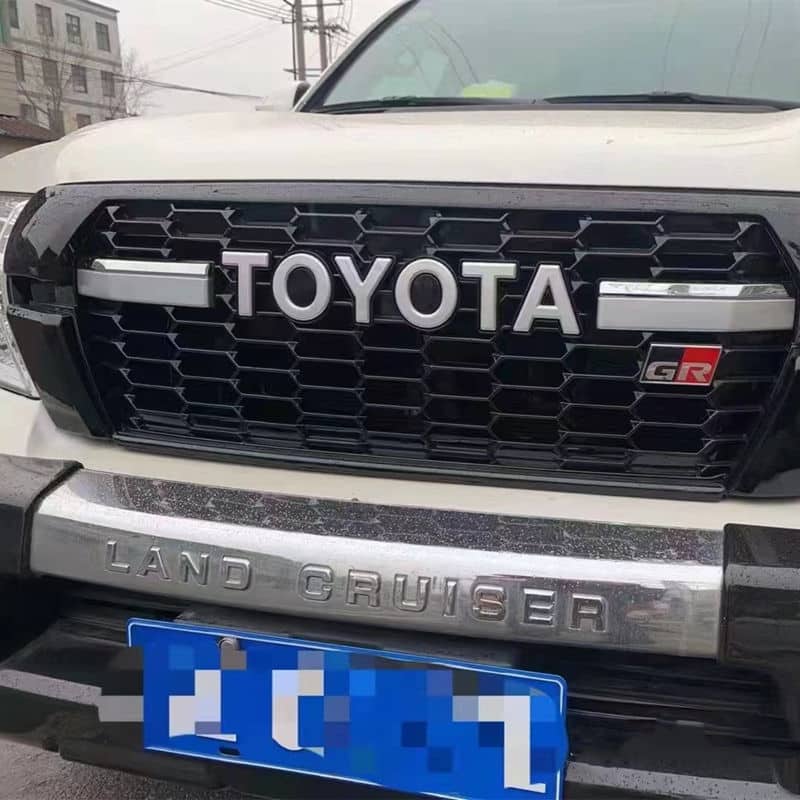 Toyota Land Cruiser LED Grille (2016-Present) - Image 2