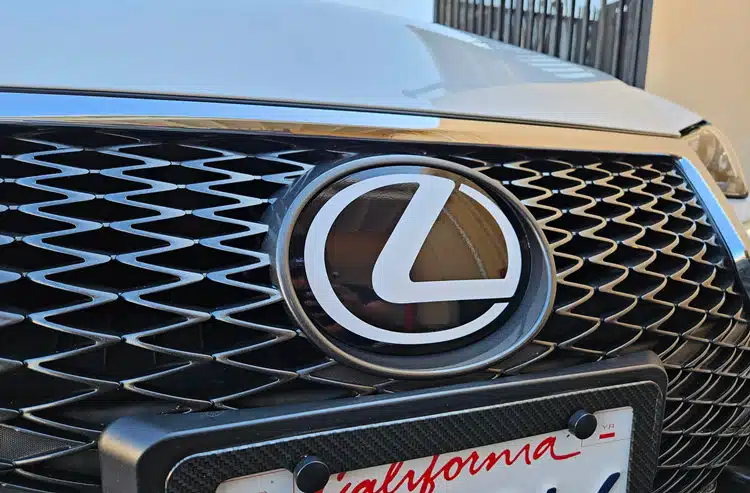 Lexus Front Grille Emblem