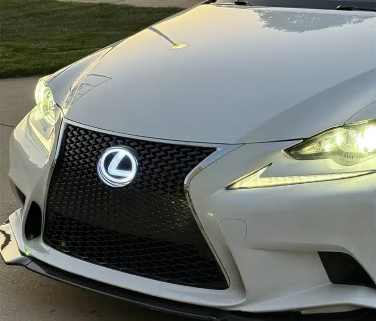 Lexus Light Up Emblem