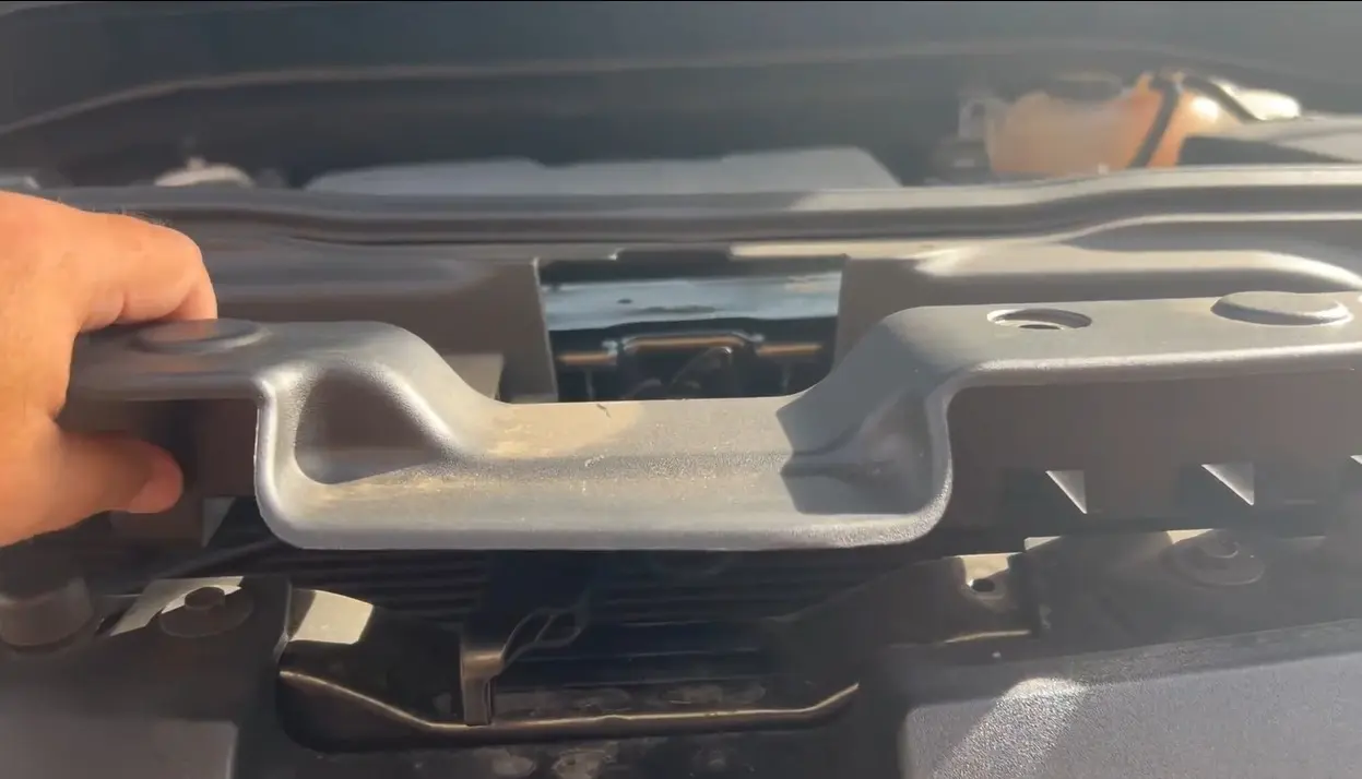 Removing the Top Panel for Chevy Silverado